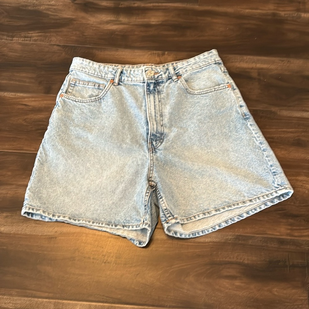 ZARA mom fit shorts